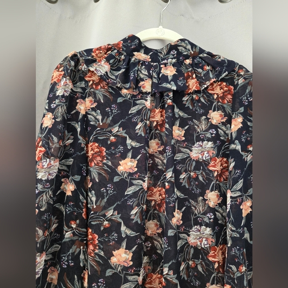 On Twelfth Black High Neck Floral Blouse - Picture 6 of 7